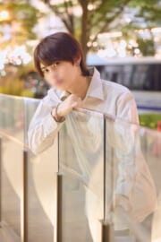 Hina (ヒナ)