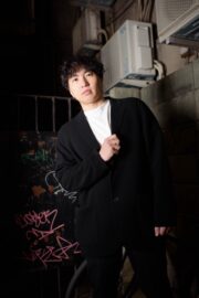 Yuji (悠二)