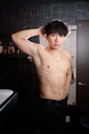 Yuji (悠二)