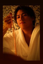 Aoi (葵)