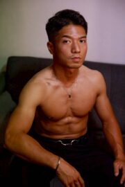 隆也