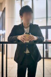 月
