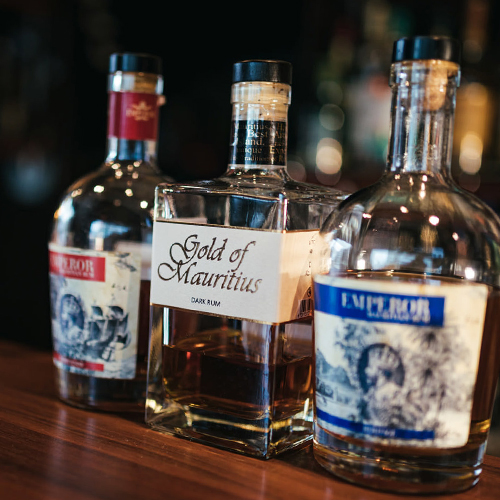 【夜】もう一歩近づく。親密な時間を過ごすバー