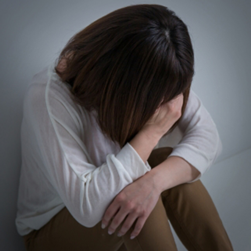 「痛いかも」という恐怖心が、本当に痛みを引き起こす