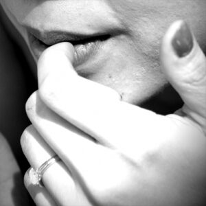 第3章：【プロの神テクニック】具体的な乳首の触り方5ステップ - ステップ⑤：【昇天】唇で、優しく吸い上げる